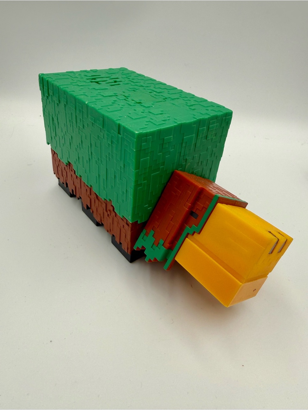 Mattel Minecraft Sniffer Action Figure with Game-Accurate Sounds, 3.25-inch Scal